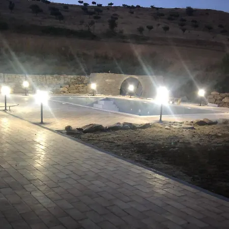 Gospodarstwo agroturystyczne Masseria Baglio Perciata