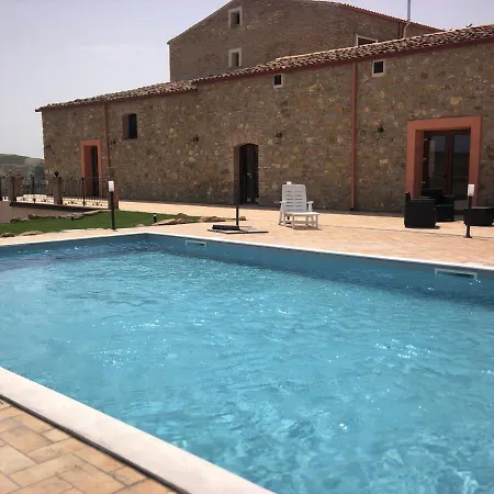 Masseria Baglio Perciata Gospodarstwo agroturystyczne *