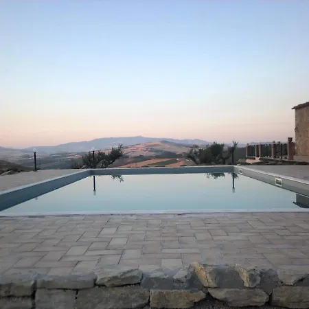 Gospodarstwo agroturystyczne Masseria Baglio Perciata